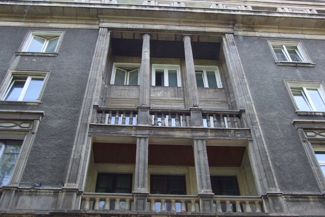 1.5h Crazy Guides' Communism Tour of Nowa Huta in Classic Car - Stop 1: Plac Centralny im. R. Reagana and Soviet-style Renaissance housing