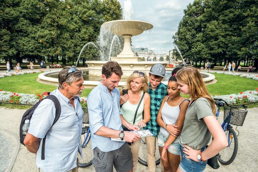 3-Hour Guided Cycling Tour of Warsaw - Quick Takes Before You Ride