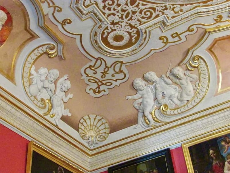 3-hour: Palace of King Jan Sobieski in Wilanow/inc. Pick-up/ - Price and value: is $94 for 3 hours worth it?