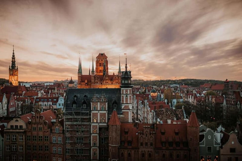 Asian Dinner Above the Rooftops of Gdańsk Old Town - FAQ
