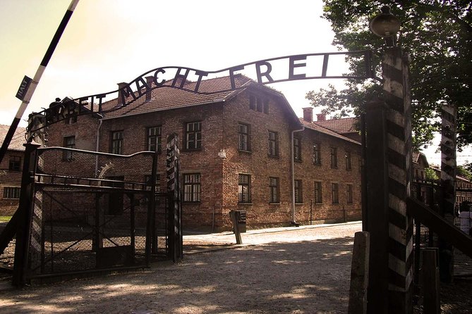 Auschwitz & Birkenau Best Value Guided Tour -Skip The LineTickets - Why this Auschwitz-Birkenau tour works for first-timers