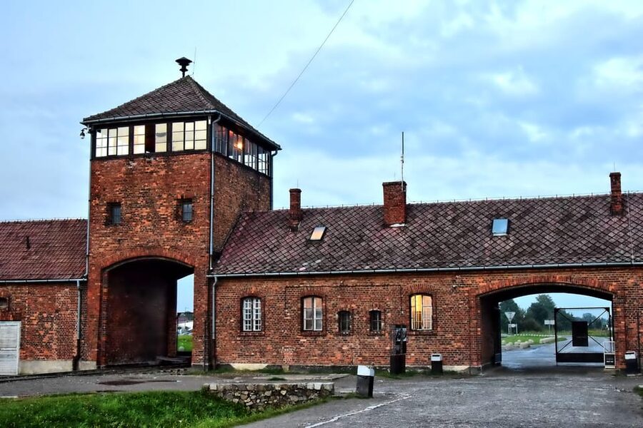 Auschwitz-Birkenau: Guided Tour and Skip-The-Line Ticket - Key Points You Can Plan Around