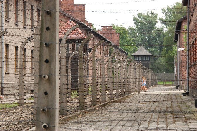 Auschwitz & Birkenau Live Guide Tour Entrance Ticket - Auschwitz in 3 Hours: What This Ticketed, Headphone-Guided Tour Covers