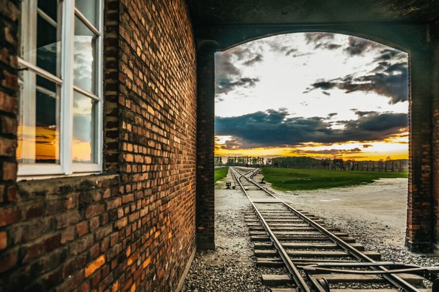Auschwitz-Birkenau: Skip-the-Line Entry Ticket & Guided Tour - Dress Code, Bag Limits, and Rules That Affect Your Day