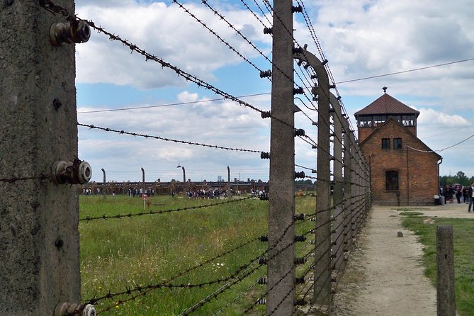 Auschwitz-Birkenau & Wieliczka in one day (Guided tour) - Wieliczka Salt Mine, the underground world you can’t really fake