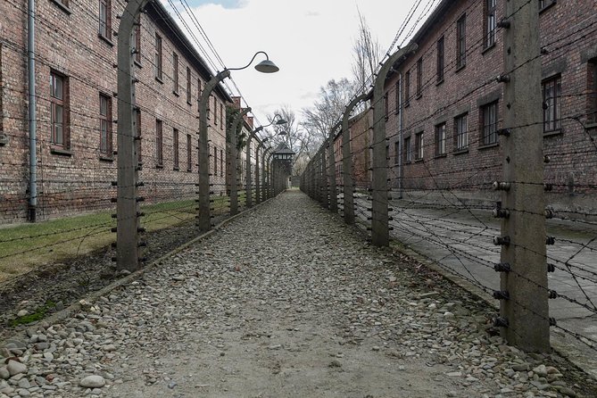 Auschwitz-Birkenau & Wieliczka in one day (Guided tour) - What to pack for Auschwitz and Wieliczka, comfort beats style