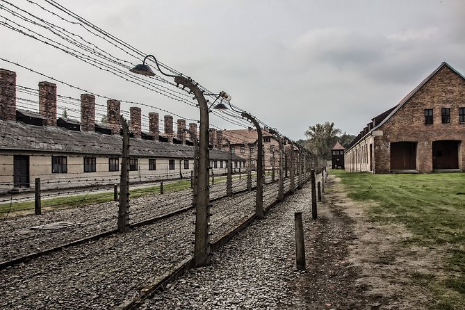 Auschwitz Private Tour - Pickup and timing: the calm before the hard visit
