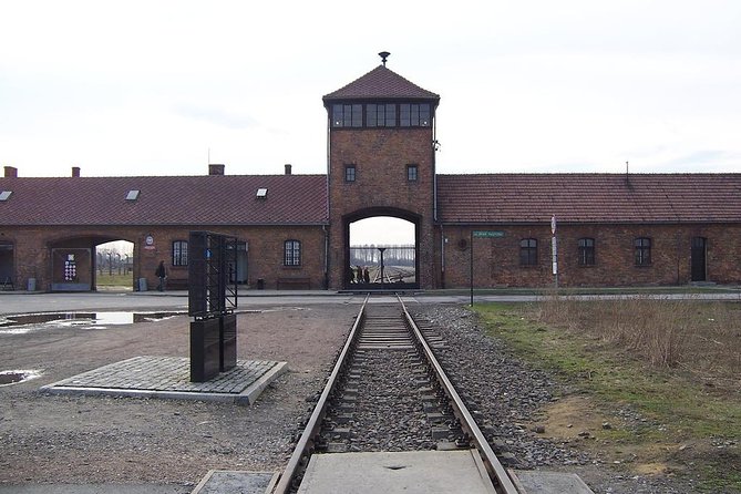 Auschwitz Tours Memorial and Museum Guided Tour from Krakow - Brzezinka and Auschwitz II Birkenau: why the second camp changes everything