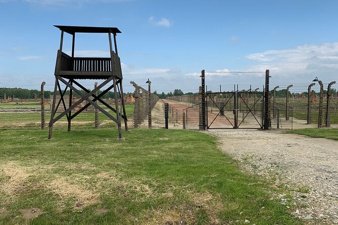Auschwitz Trip From Krakow - English Speaking Guided Tour - How long this day really takes, and how to handle the emotional pace