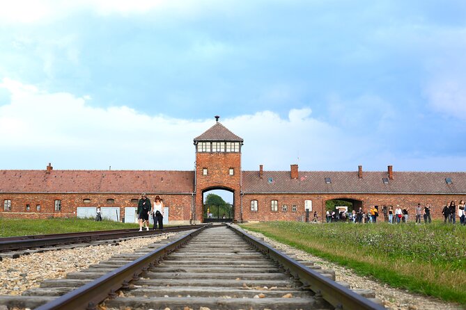 Auschwitz with Minivan Hotel Pickup from Krakow - Key things to know before you go