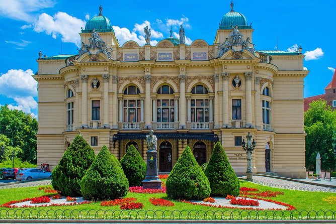 Complete Cracow Bike Tour (small group of maximum 15 people!) - Why a small-group bike tour is the smart way to see Krakow