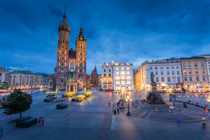 Creepy Krakow City Walking Tour - A spooky-crime walking tour that still feels practical