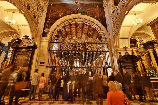 Częstochowa Black Madonna - Key highlights at a glance