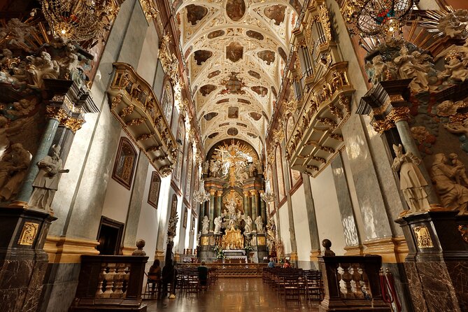 Częstochowa Black Madonna - Church of St. Cross, fortress walls, and the Swedish siege story
