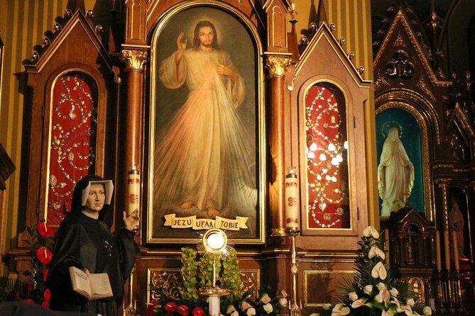 Częstochowa Black Madonna and Lagiewniki Tour from Krakow - Mass, pace, and that feeling of a slower day