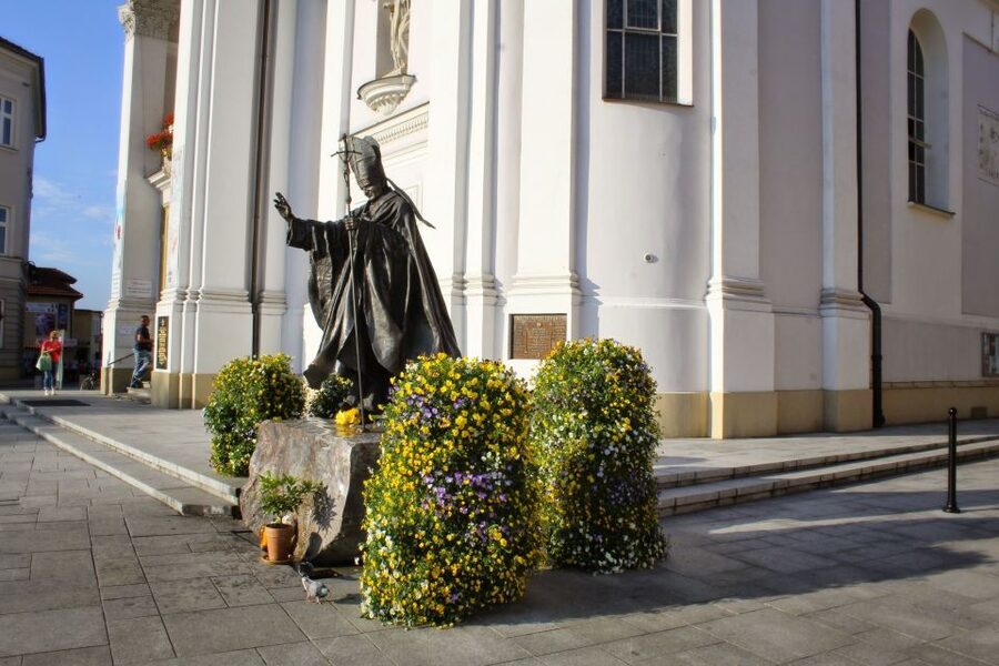 Day Tour: Traces of Pope John Paul II near Krakow - Price and value: what $122 buys you in real life