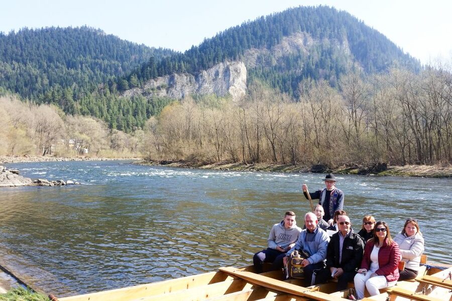 Dunajec River Gorge and Zakopane: Full-Day Trip from Krakow - What to wear and carry for comfort on both parts