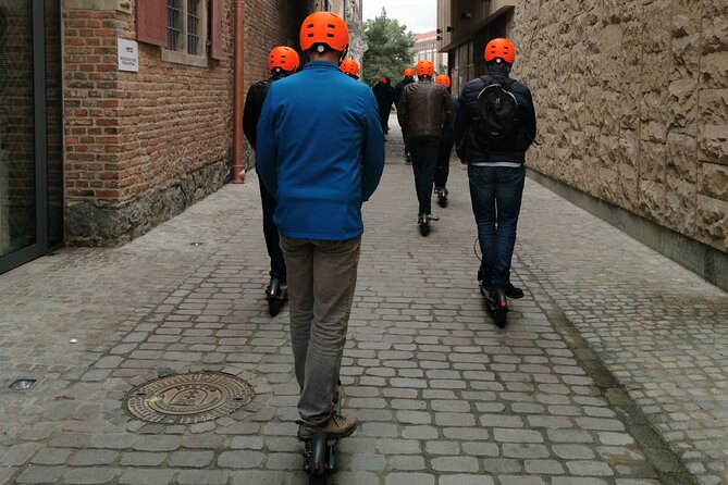 Electric Scooter Tour: Full Tour (Old Town + Jewish Quarter) - Meeting at Sienna 17, Then Getting Ready to Roll