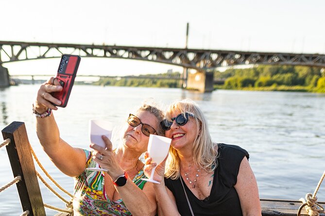 Evening Cruises with Drinks - Price and Value: Is $30.96 Worth It?