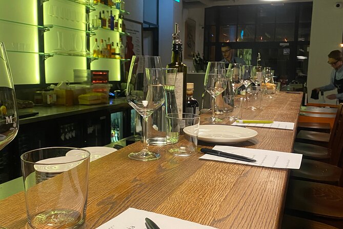 Exclusive Gdańsk Wine Tour with Polish Wine Tastings - Gdańsk Wine Tasting on the Motława, in 75 Minutes