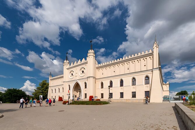 Fascinating Highlights of Lublin - Private Walking Tour - Hostel Królewska: A Real-World Look at Lublin’s Historic Center