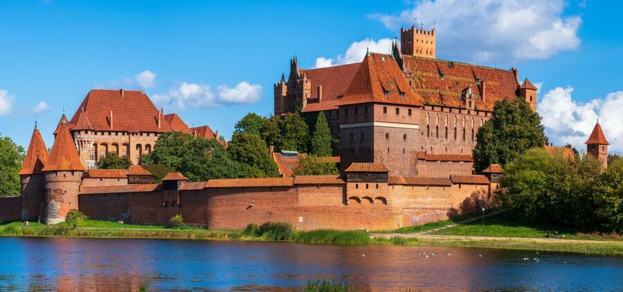 From Gdansk: Half-Day Malbork Castle Tour with Audioguide - Malbork Castle in Real Life: Why It Feels Bigger Than the Stats