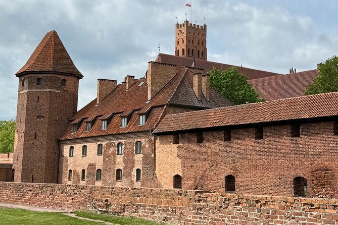 From Gdansk Malbork Castle Guided Tour with Hotel Pick Up - Service Level: Where This Tour Really Wins