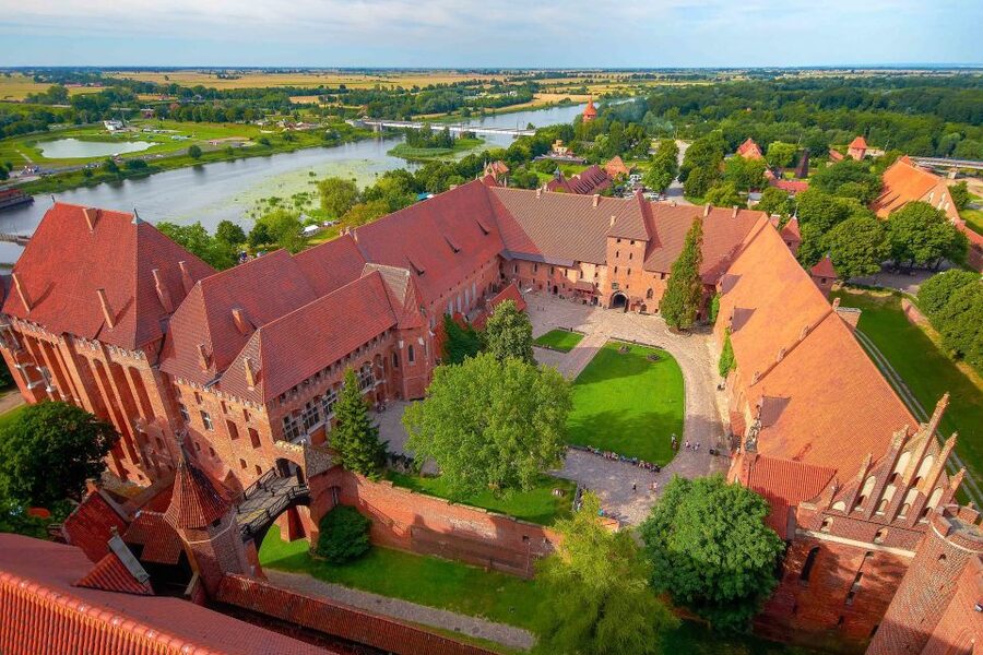 From Gdansk: Malbork Castle Half-Day Private Tour - Audio Guide Support That Helps You Stay Oriented