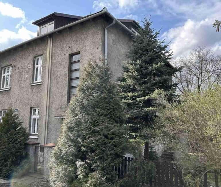 From Kracow: Auschwitz Complex Alternative Tour - Sauna building and belongings processing: the last steps in the process