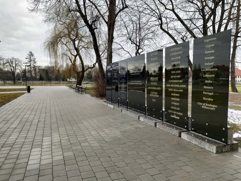 From Krakow: Auschwitz-Birkenau Guided Full-Day Tour - Why This Auschwitz-Birkenau Day Trip Begins So Early