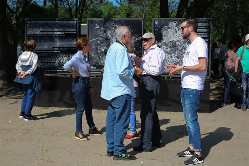 From Krakow: Auschwitz-Birkenau Guided Tour & Pickup Options - The short transfer between camps, and how to use that window