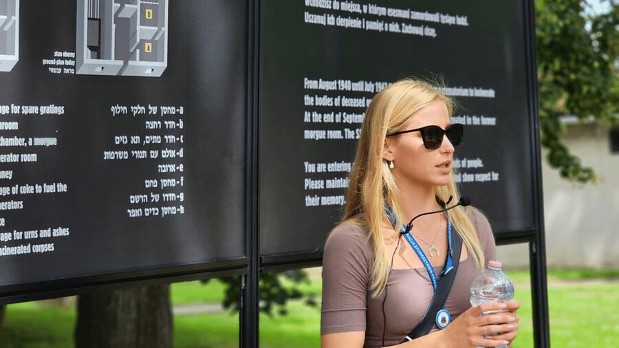 From Krakow: Auschwitz-Birkenau Guided Tour, Several Options - From Krakow to Auschwitz, a schedule that respects your time