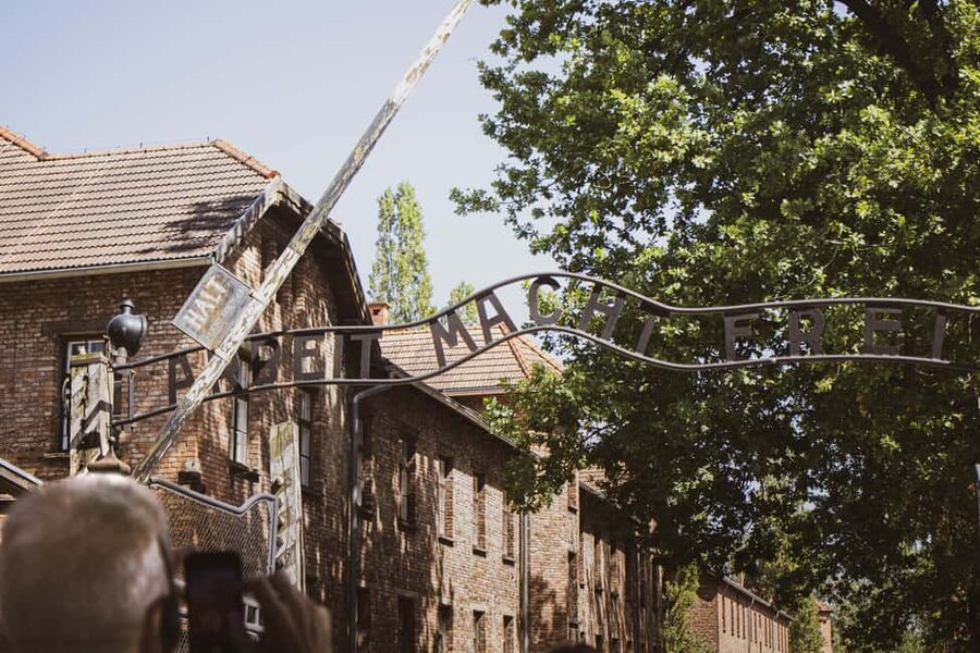 From Krakow: Auschwitz-Birkenau Live Guided Tour & Pickup - Key Points to Know Before You Go