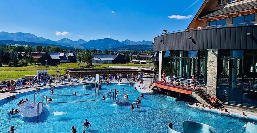 From Krakow: Chochołowskie Thermal Baths Ticket and Transfer - Chochołowskie Thermal Baths from Krakow, the easy way