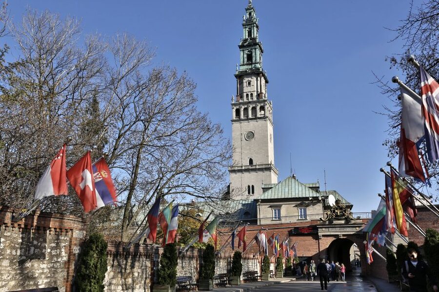 From Krakow: Czestochowa - The Black Madonna - Timing, pace, and the lunch moment you can control