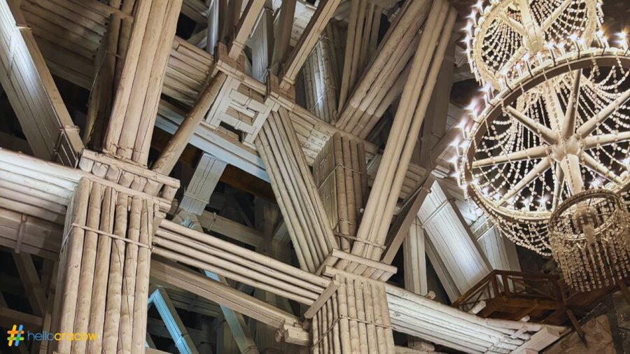 From Krakow: Guided Tour in Wieliczka Salt Mine - The steps, the cold temperature, and your comfort checklist