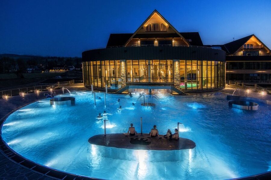 From Krakow: Slovakia Treetop Walk, Zakopane & Thermal Spa - Should you book this Kraków to Slovakia and thermal spa day trip?