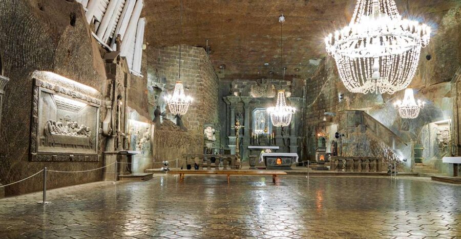 From Krakow: Wieliczka Salt Mine Guided Tour - The descent: 380 steps to the 1st level, then a lift on the way up