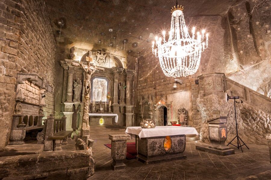 From Krakow: Wieliczka Salt Mine Half-Day Guided Tour - Transportation, timing, and what the 4 hours really mean