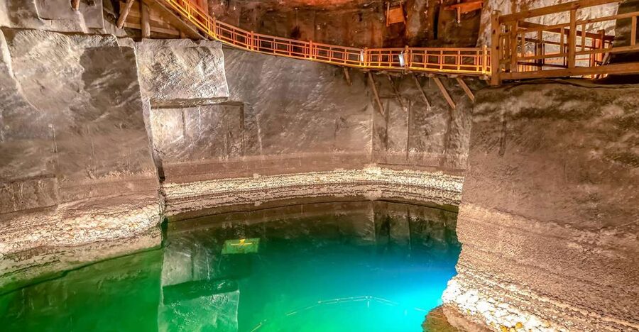 From Krakow: Wieliczka Salt Mine Tour - Why the Wieliczka Salt Mine feels like a city, not a quarry