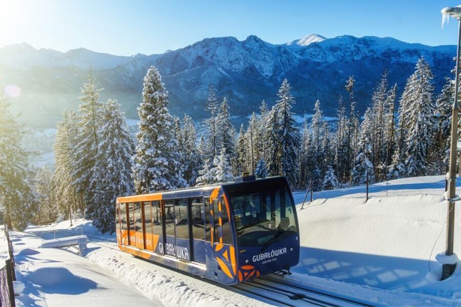 From Krakow: Zakopane, Tatra Mountains & Thermal Baths Tour - Chochołów Village: Wooden Houses and a Slower Pace