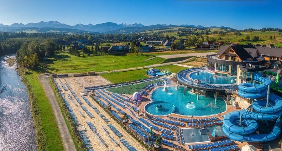 From Krakow: Zakopane Tour with Thermal Spa & Hotel Pickup - Zakopane free time: how to spend 90 minutes like a local