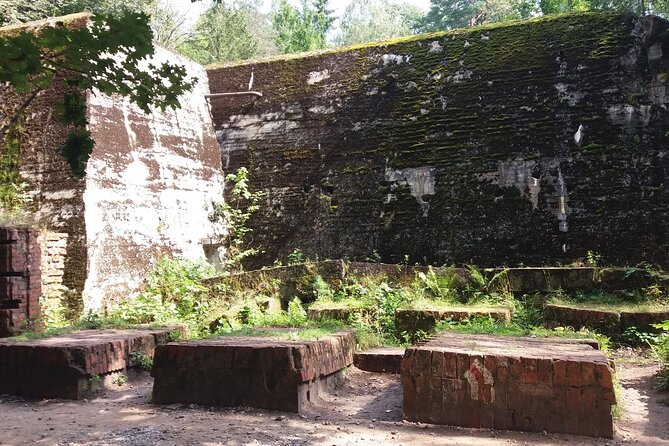 From Warsaw day tour to Wolf's Lair, Hitler's HQ by car - Key points at a glance