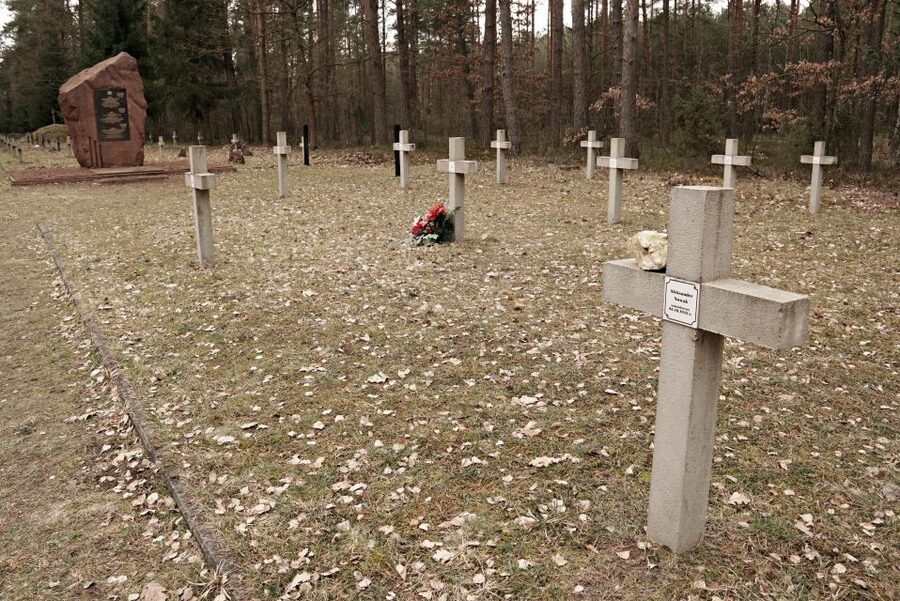 From Warsaw: Treblinka Camp 6-Hour Private Tour - The Museum of Struggle and Martyrdom: what to pay attention to