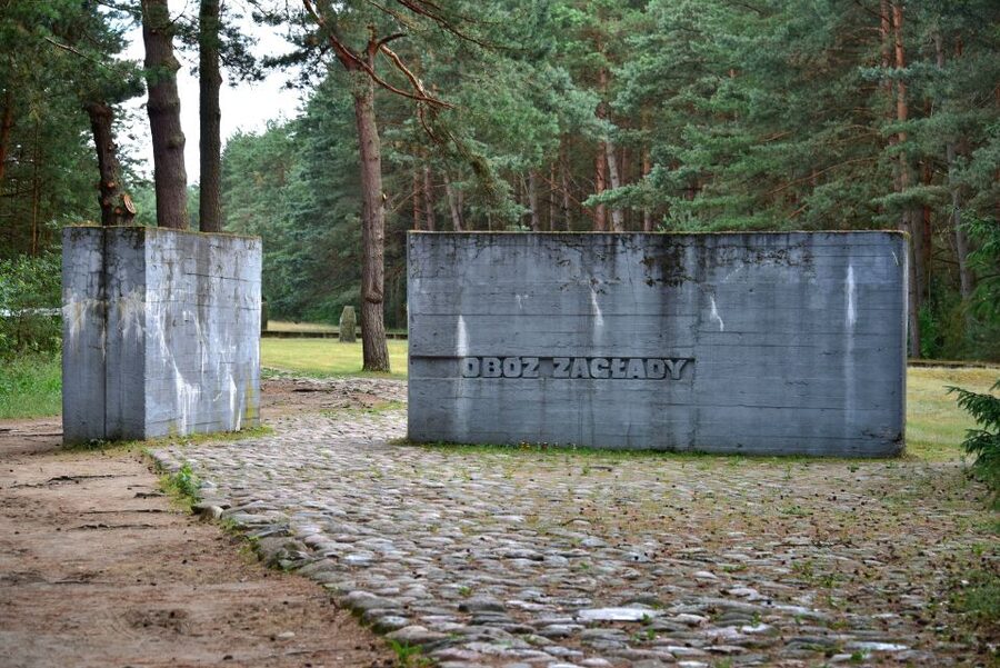 From Warsaw: Treblinka Extermination Camp Private Tour - Who should book this private Treblinka tour