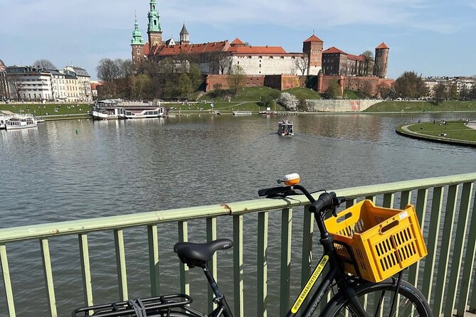 Full Bike Tour - the Old Town, Jewish Qtr & the Ghetto NEW BIKES - Kazmierz: the former Jewish district in one guided loop