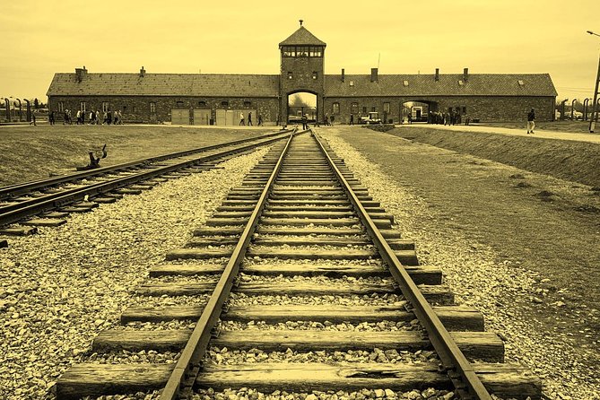 Full-Day Tour of Auschwitz and Wieliczka Salt Mine from Krakow - From Hotel Pickup to Early Returns, What Your Day Really Looks Like