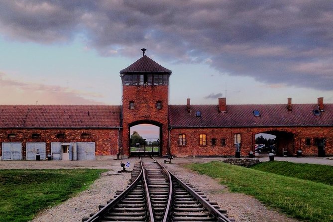 Full-Day Tour of Auschwitz and Wieliczka Salt Mine from Krakow - Price and Logistics: Where the Value Comes From (and What You Still Need to Pay For)