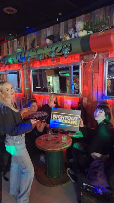 Gdansk 2026: Pub Crawl with Local Guide and Welcome Shots - St. Mary’s Church Meet-Up, Piwna Area Energy