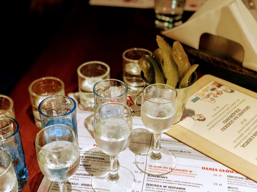 Gdańsk: Authentic Polish Vodka & Food Experience - Time and group size: why it can feel private